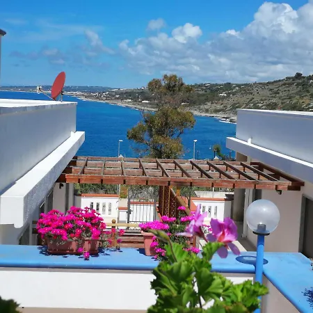 펜션 Casa Baia Smeraldo 레우카