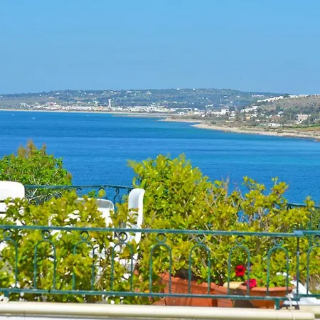 Casa Baia Smeraldo Holiday home