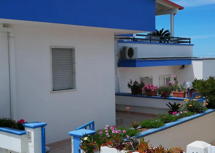 Holiday home Casa Baia Smeraldo *